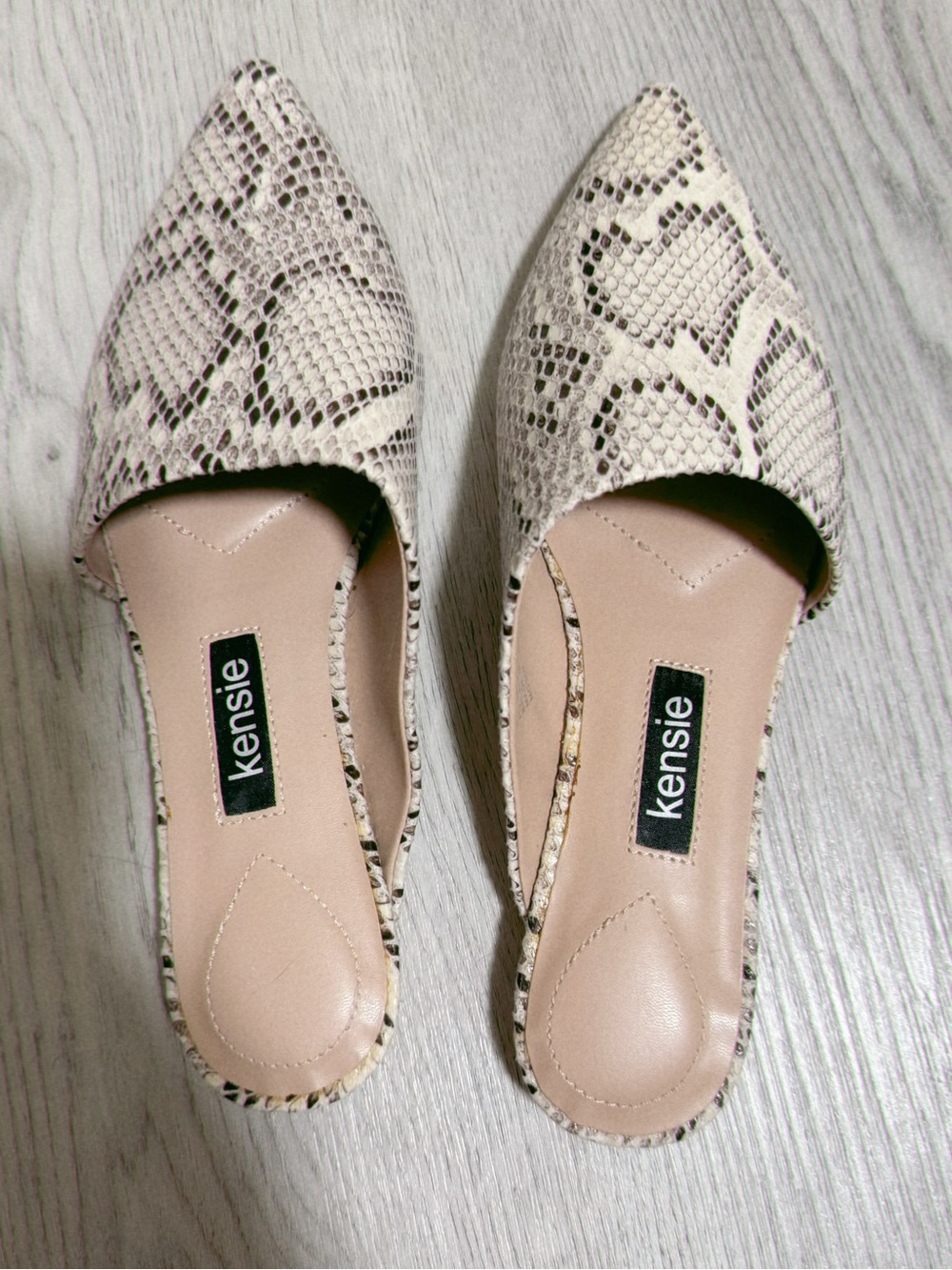 Kensie Beige Snake-Print Pointed Slip-On Mules